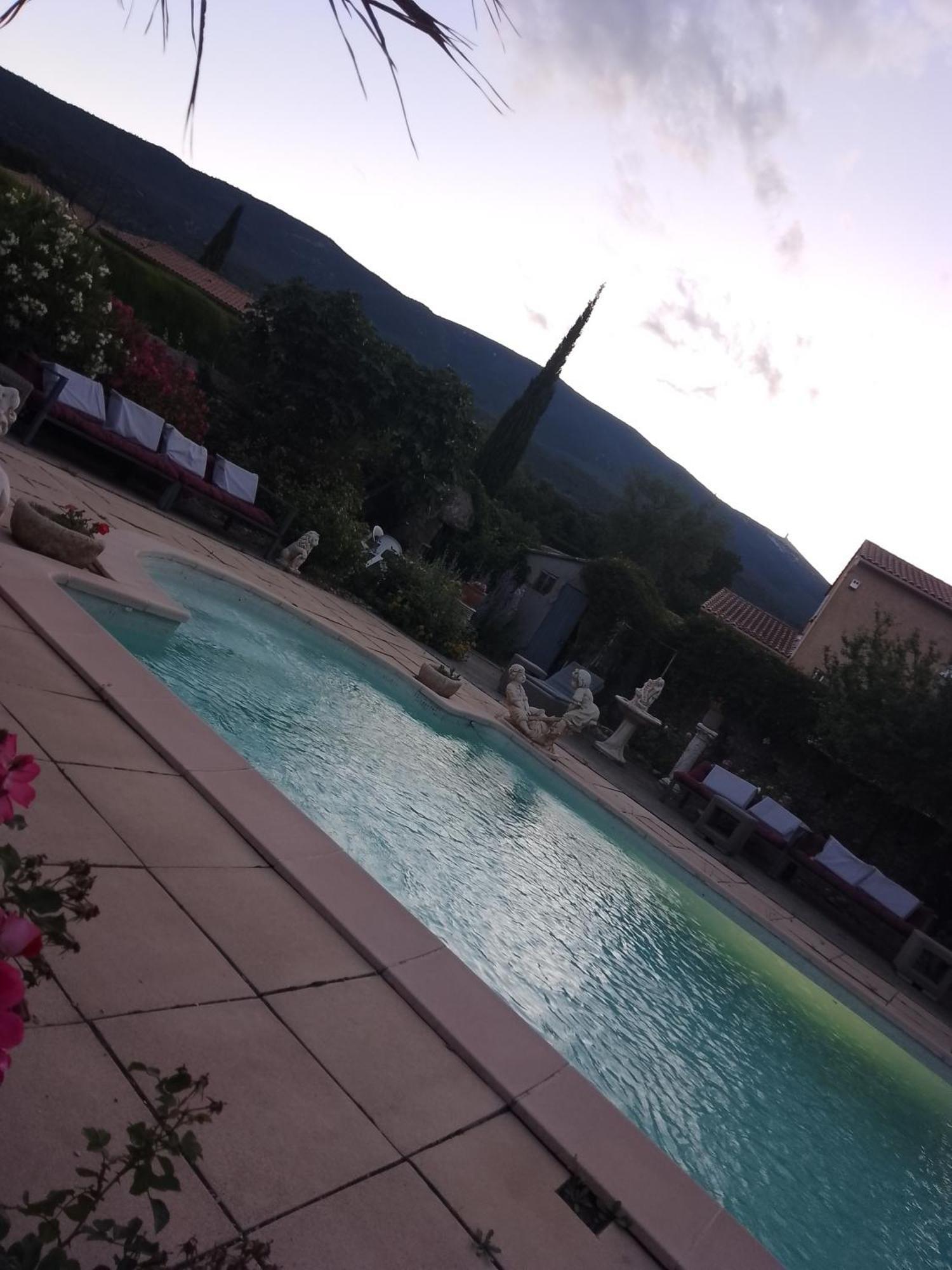 Les Gites Du Mont Ventoux Бедуен Екстер'єр фото